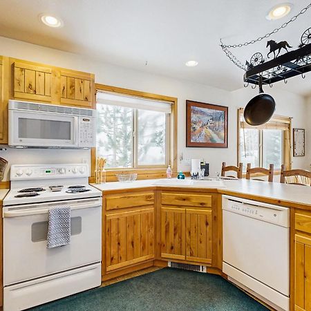 Cottage Court Condo マッコール エクステリア 写真