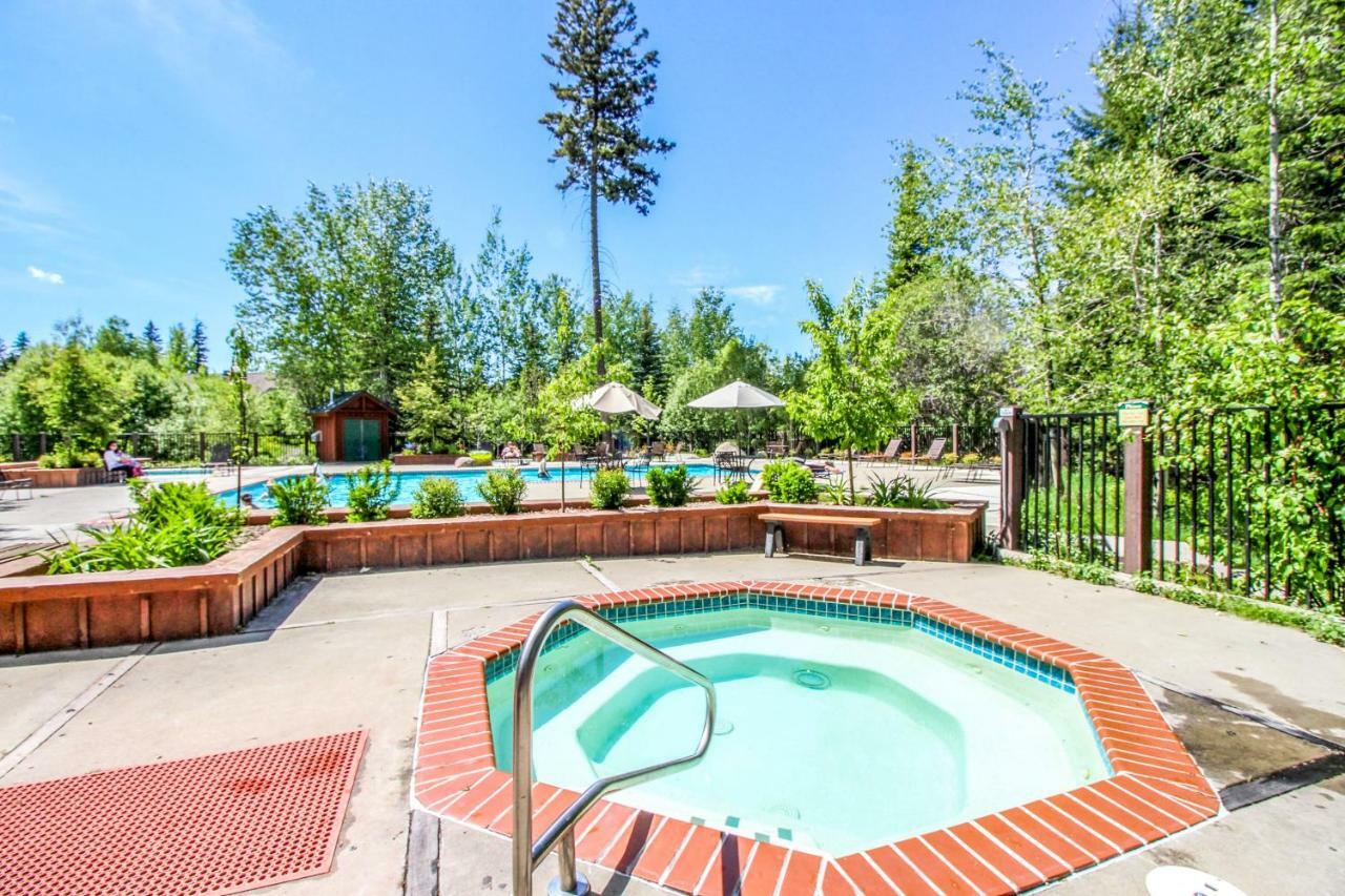 Cottage Court Condo マッコール エクステリア 写真